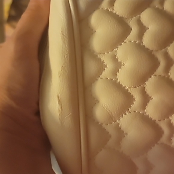 Adorable Betsy, Johnson purse, - Picture 13 of 15